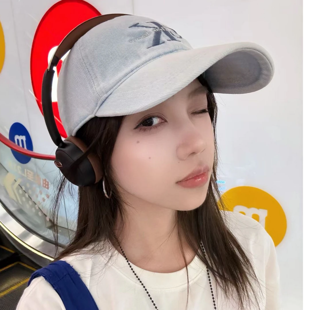 C.K字母刺绣大小可调水洗百搭透气遮阳鸭舌棒球帽