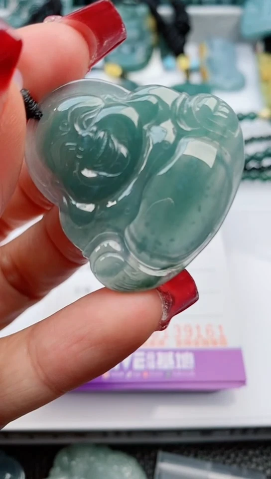 【闪购商品】翡翠颈饰未镶嵌