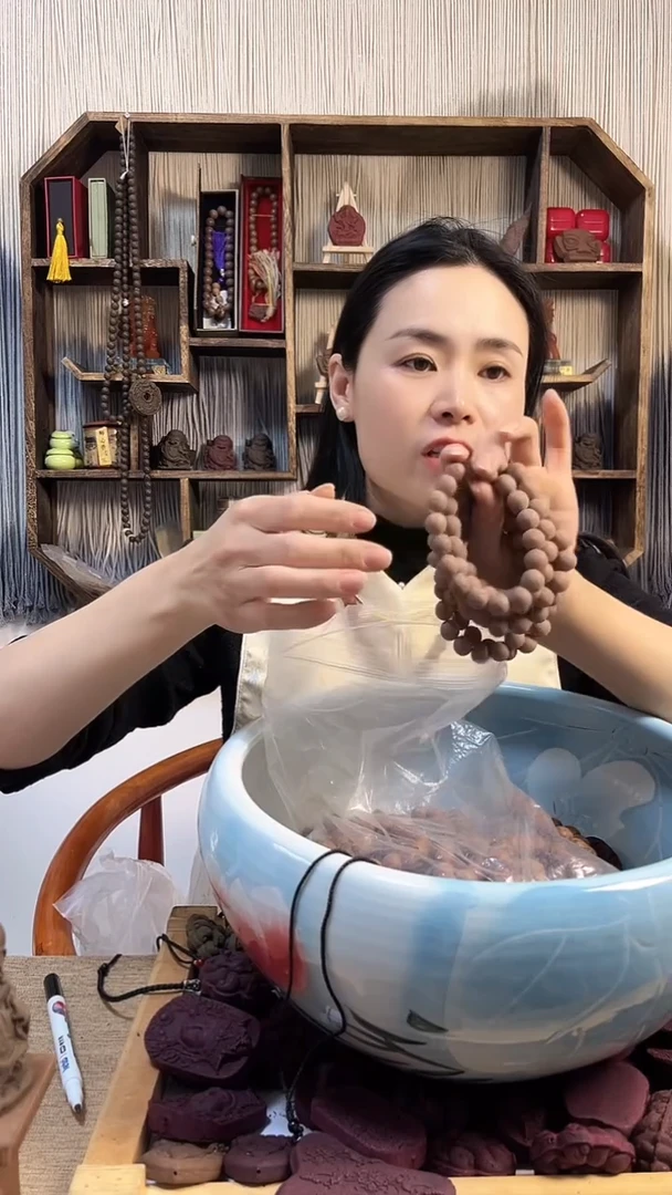 【闪购商品】泥塑内服龙涎瑕疵单圈手串