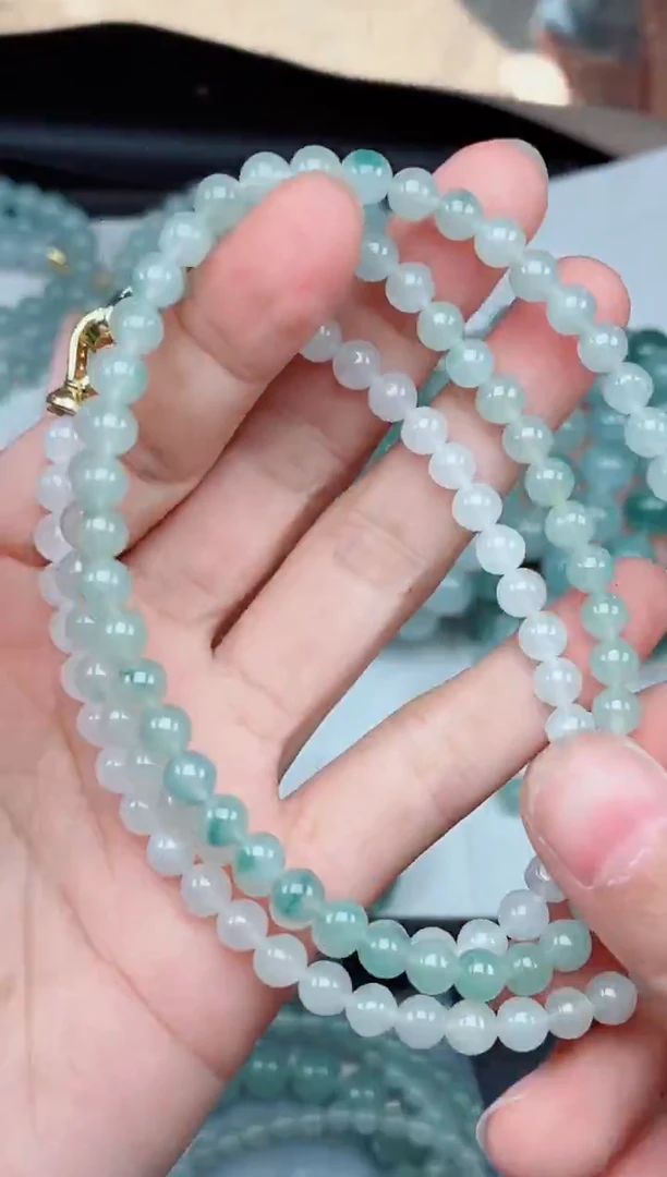 未镶嵌定制翡翠?****?毛货需精细抛光，拍一发一