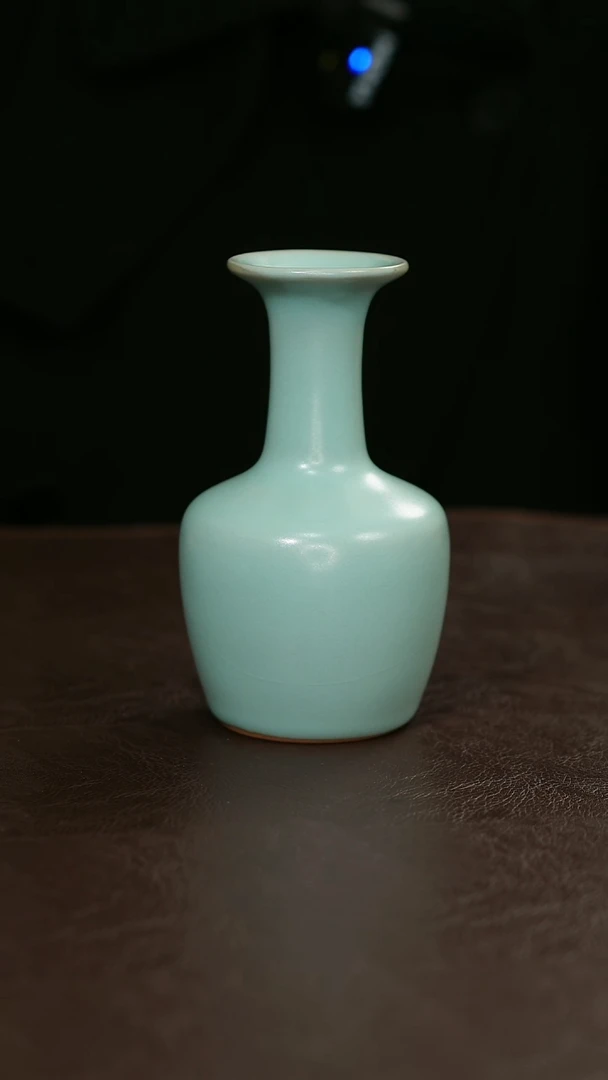 摆件瓷原矿原釉汝宋汝瓷 盘口瓶