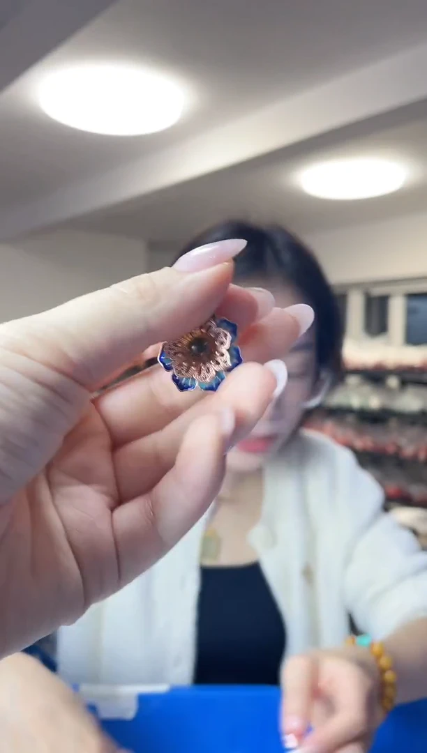 裸石蓝珀未镶嵌（多样性发一件）