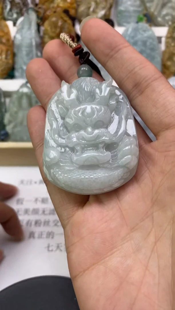 翡翠未镶嵌颈饰单***界天然翡翠