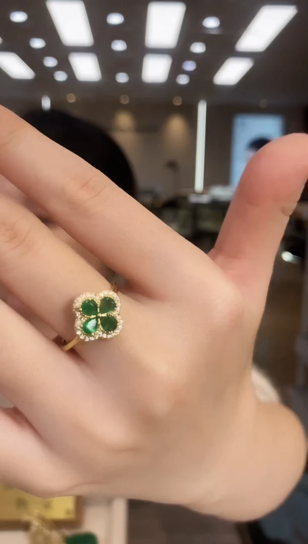 银S925镶嵌戒指祖母绿09