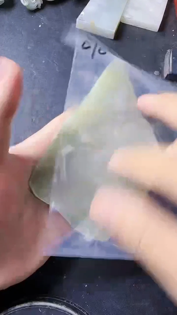 翡翠挂件未镶嵌管*070翡翠