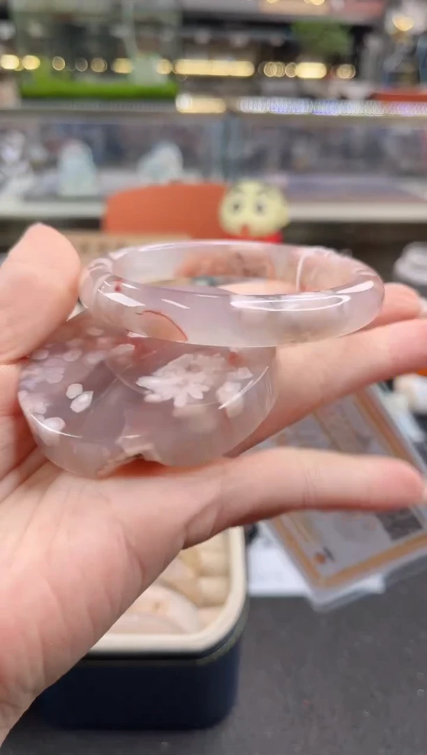 未镶嵌手镯石英质玉61圈口 （赠品镯心）357890