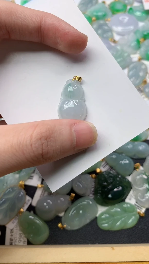 【闪购商品】翡翠颈饰18K金镶嵌4.............