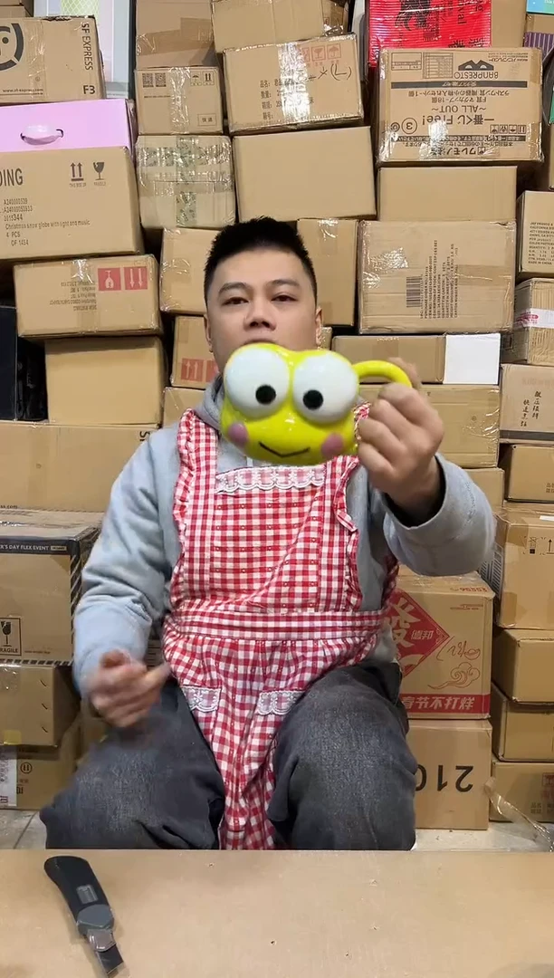 【闪购商品】杯陶瓷大眼蛙头杯