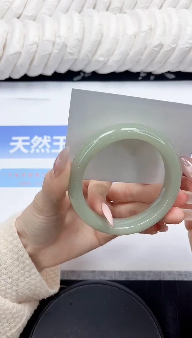 未镶嵌手镯石英质玉320-61.8