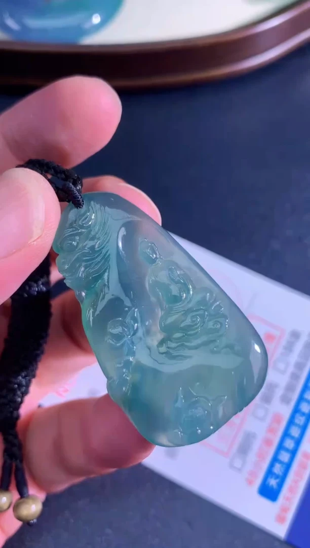 翡翠未镶嵌颈饰天然A货翡翠