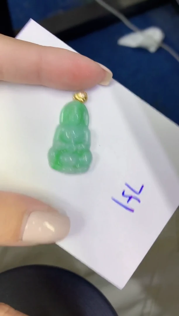 颈饰未镶嵌翡翠缅甸天然翡翠A货