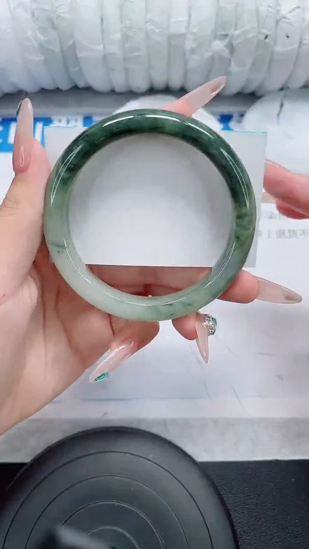 未镶嵌手镯石英质玉153-59/60