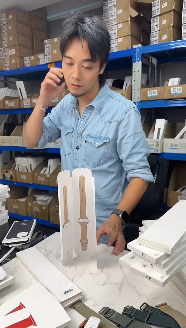 准新品16号 大表盘 奶啡色 硅胶