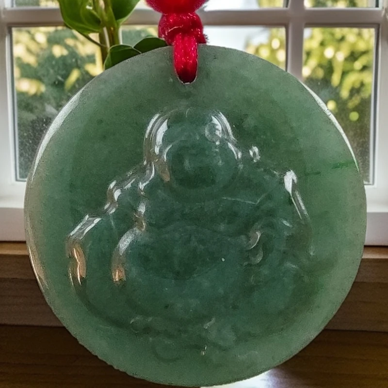 天然翡翠A货佛公吊坠(多样性发其一件)#翡翠#时尚