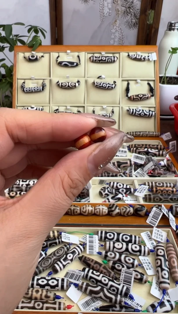 【闪购商品】玛瑙/玉髓吊坠(不含链)未镶嵌56.(微瑕随机发货)