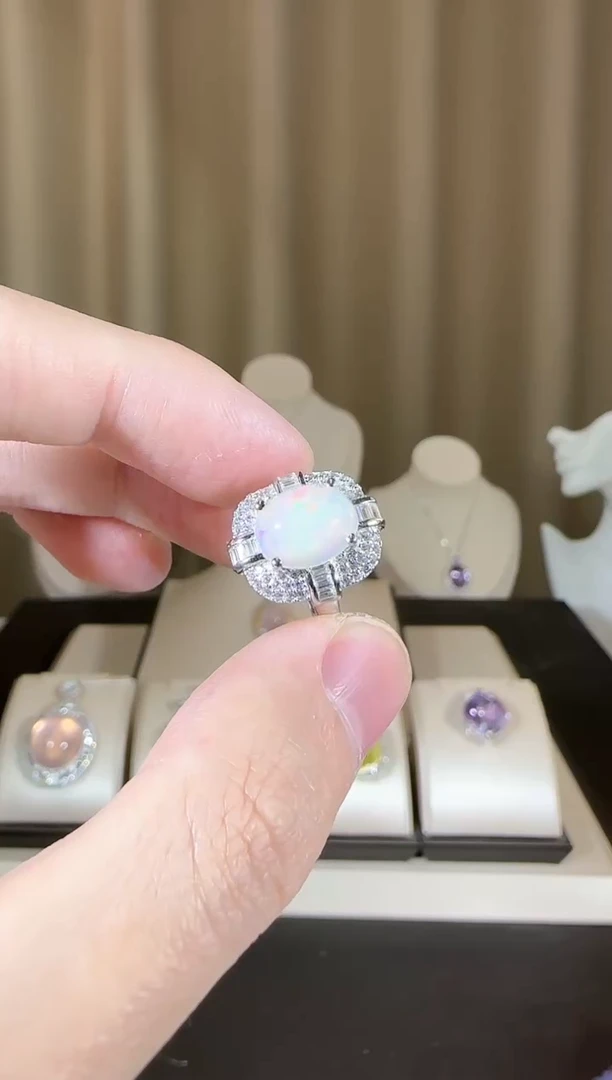 【闪购商品】欧泊珠宝奇石银S925镶嵌10*8mm戒指