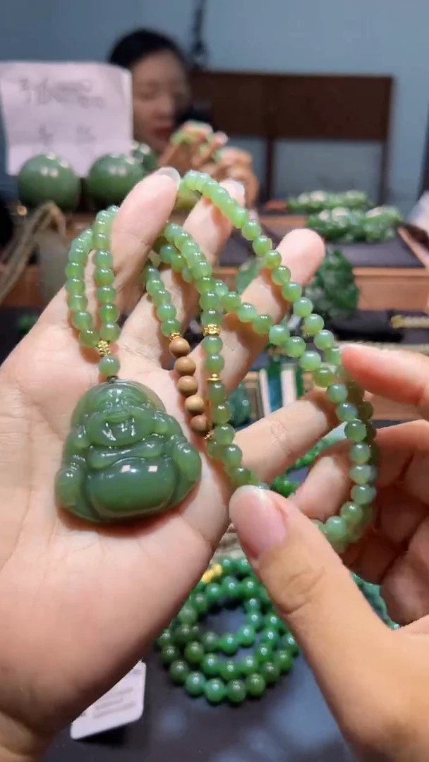 颈饰未镶嵌和田玉（碧玉）1多样性发一