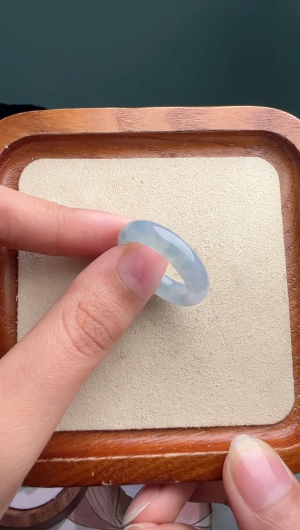 未镶嵌定制翡翠白冰戒圈