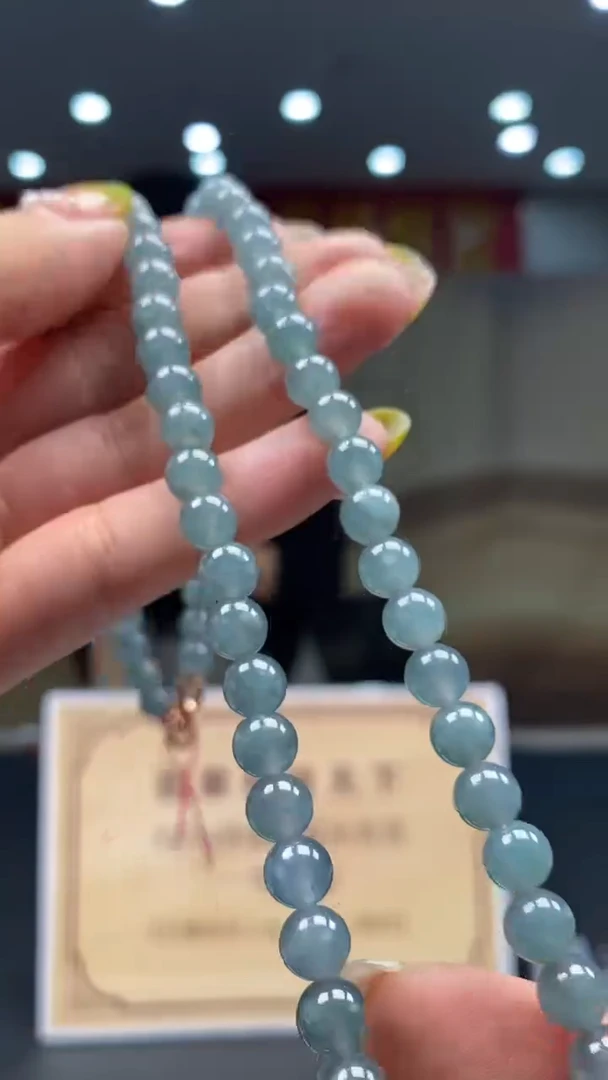 翡翠未镶嵌颈饰********29