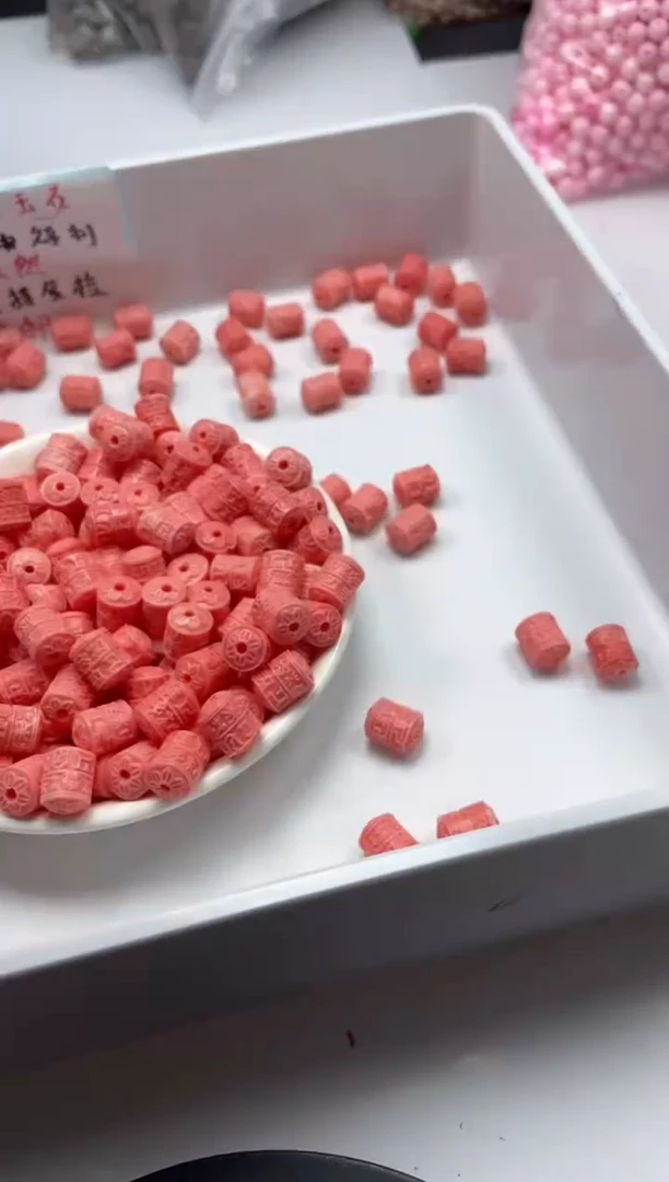 未镶嵌颈饰拼合珍珠（马贝珠）x1291女*王贝六字桶珠*2颗