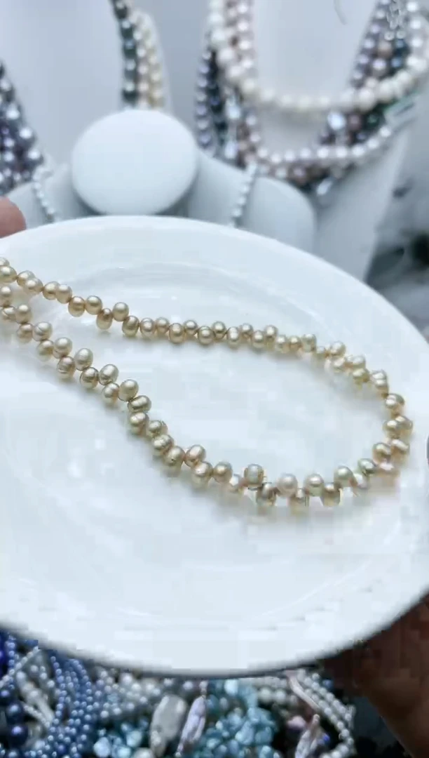 【闪购商品】淡水珍珠颈饰钛钢8