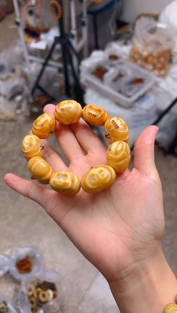 吊坠菩提根/象牙果南瓜多妹单圈