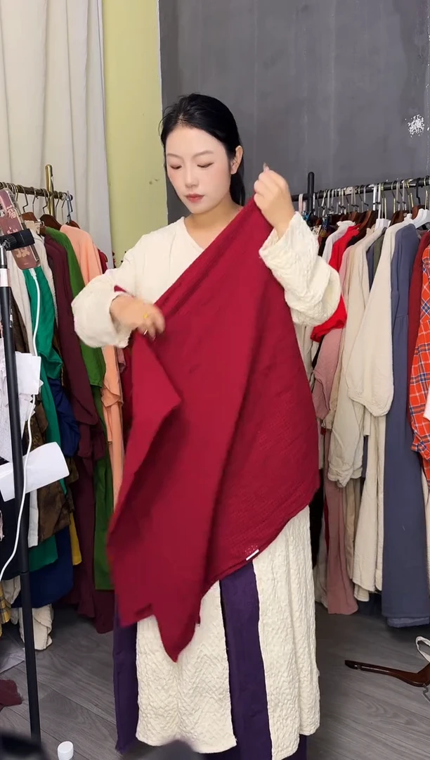 麻红色大围巾...................