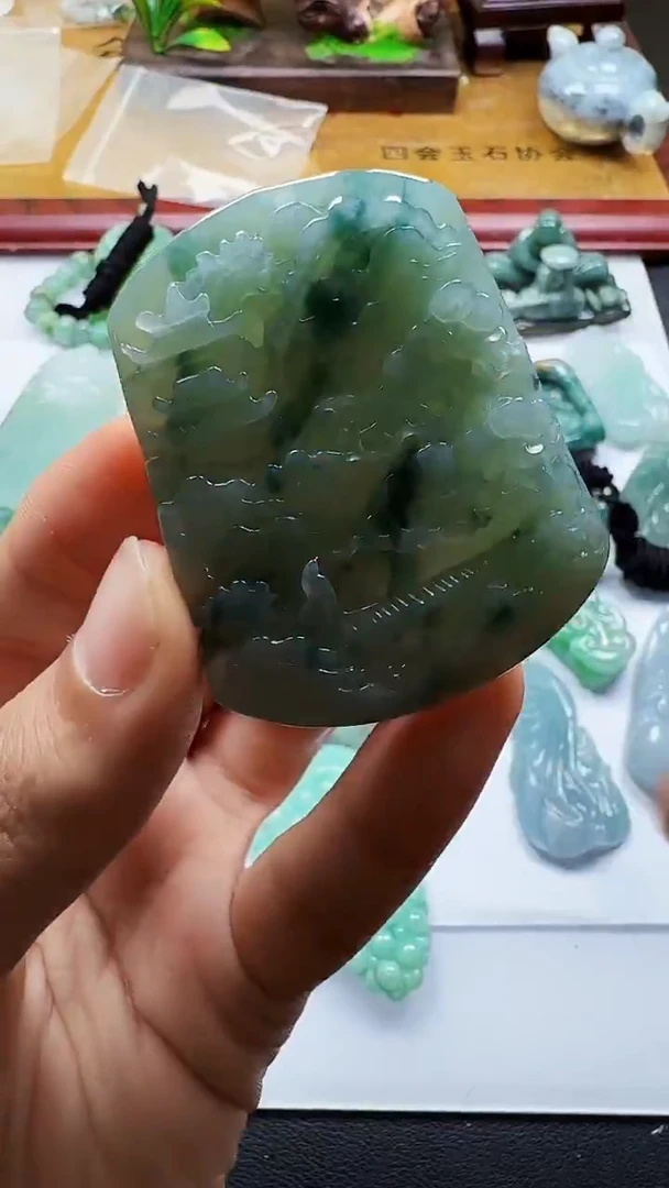 吊坠(不含链)未镶嵌翡翠1