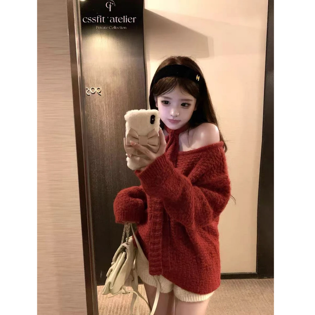 【云感包围】圣诞氛围感系带斜肩针织衫新款上衣配显瘦高腰短裤套装