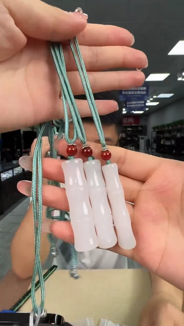 石英质玉未镶嵌吊坠(赠链)CK2539 天山翠竹节吊坠 多样性发一件