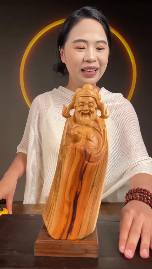 柏木（崖柏）手工摆件,先抢先得! 编号:68