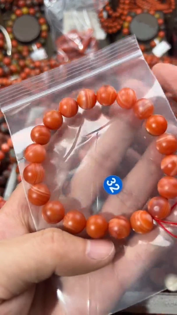 南红玛瑙手串未镶嵌11