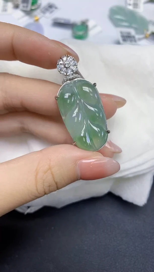 颈饰未镶嵌翡翠天然缅甸翡翠A货多样性发一件