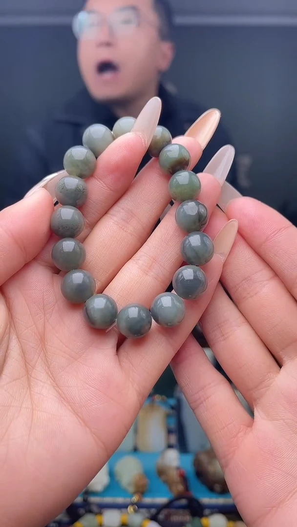 未镶嵌和田玉挂件1