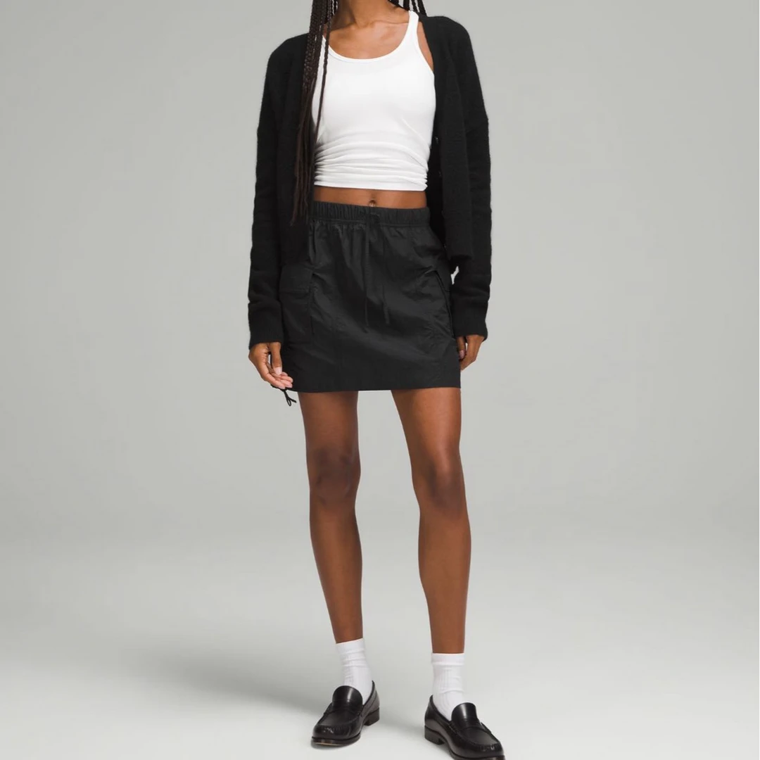 lululemon nylon cargo mini skirt女士尼龙短裙 LW8AKES