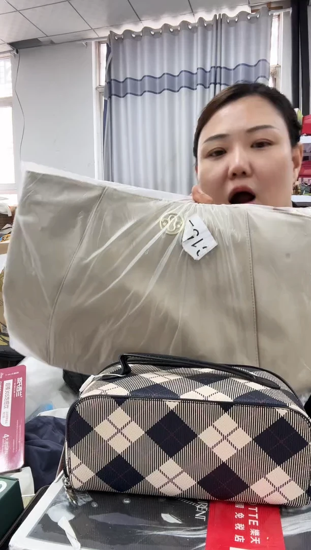 牦牛剖层皮革琪老板女包6号店超好看发图片款