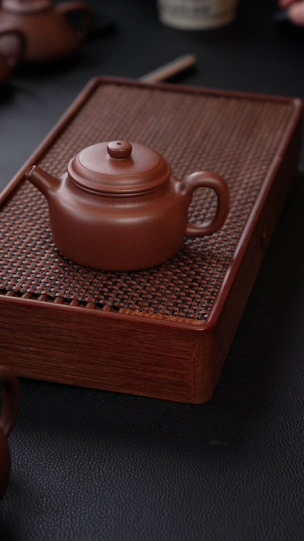 【闪购商品】微瑕大木门紫泥中槽青德中140cc