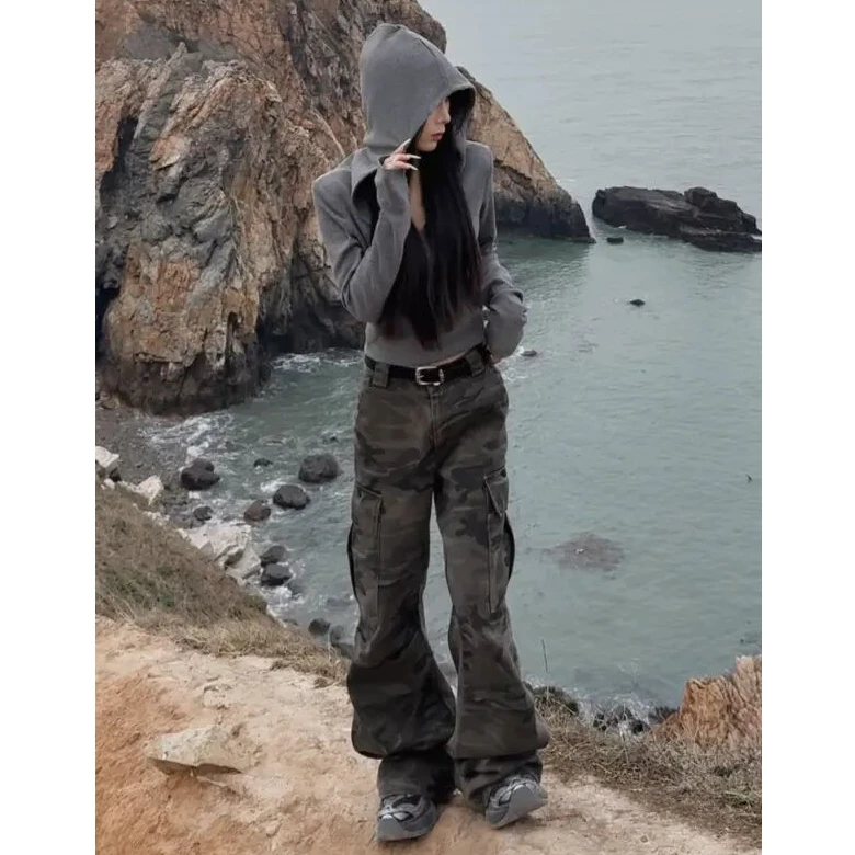 美式直筒迷彩工装裤女秋季休闲百搭休闲宽松显瘦阔腿牛仔拖地裤子