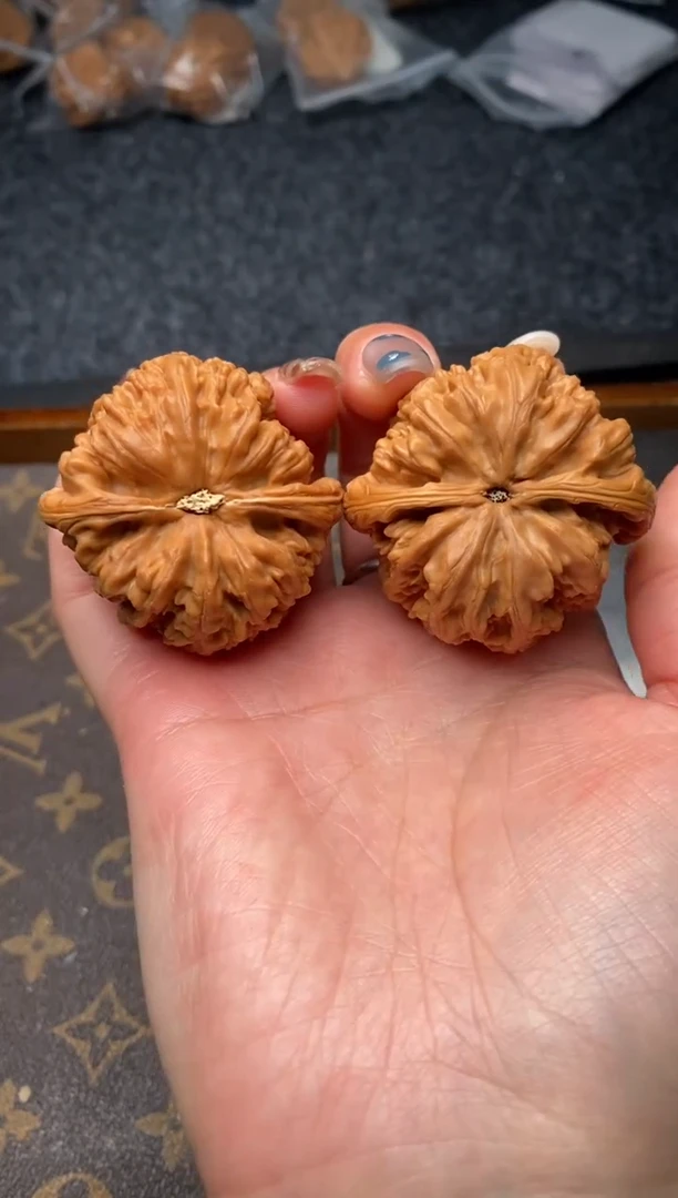 把件文玩核桃B62号45尺粗筋