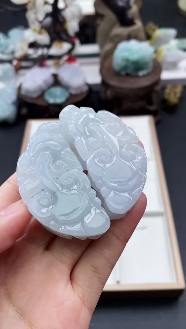 翡翠未镶嵌颈饰天然缅甸A货翡翠