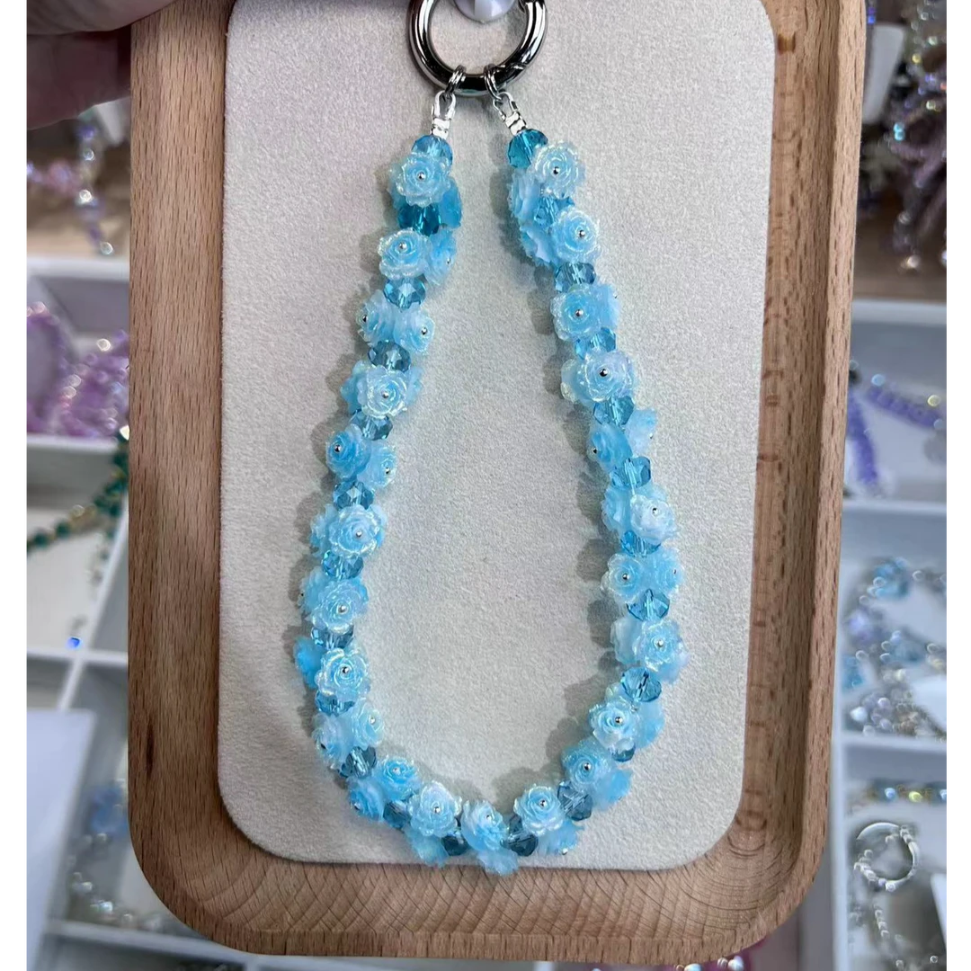 研小七蓝色繁花星空水晶串珠鲜花蝴蝶手机链少女风可爱党网红A075