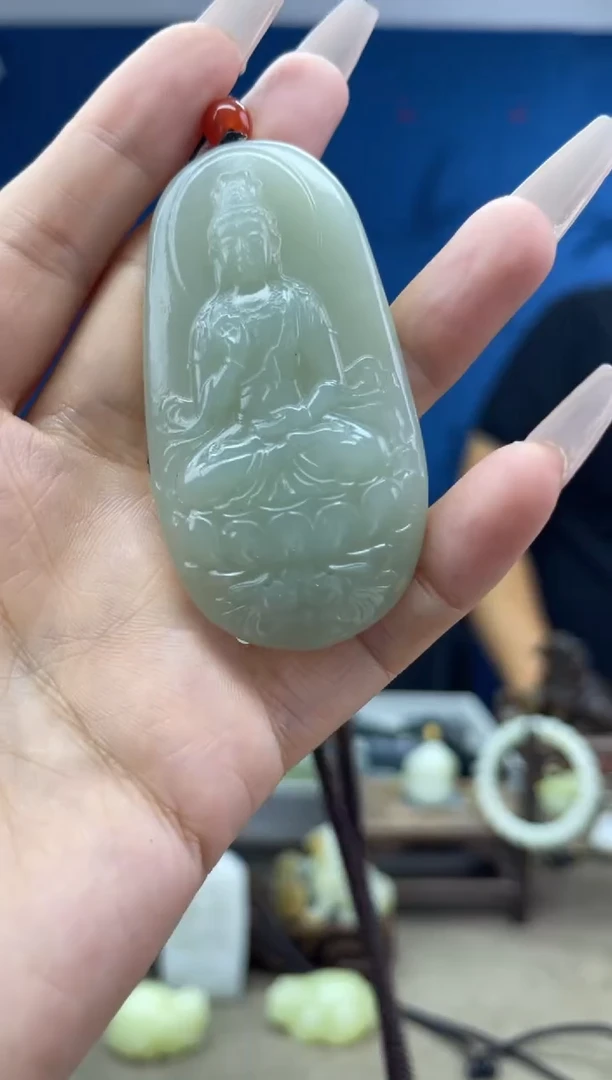 和田玉未镶嵌颈饰1