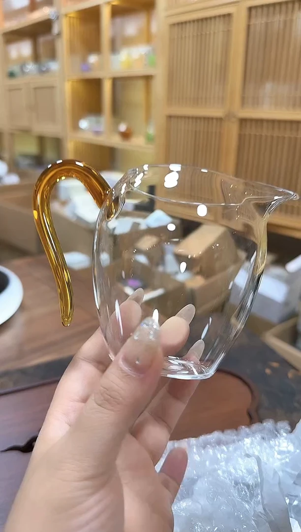 黄色怡然公道杯238