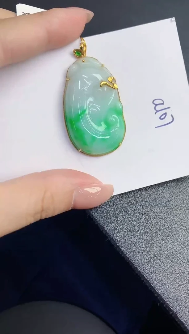 【闪购商品】翡翠颈饰18K金镶嵌000000000