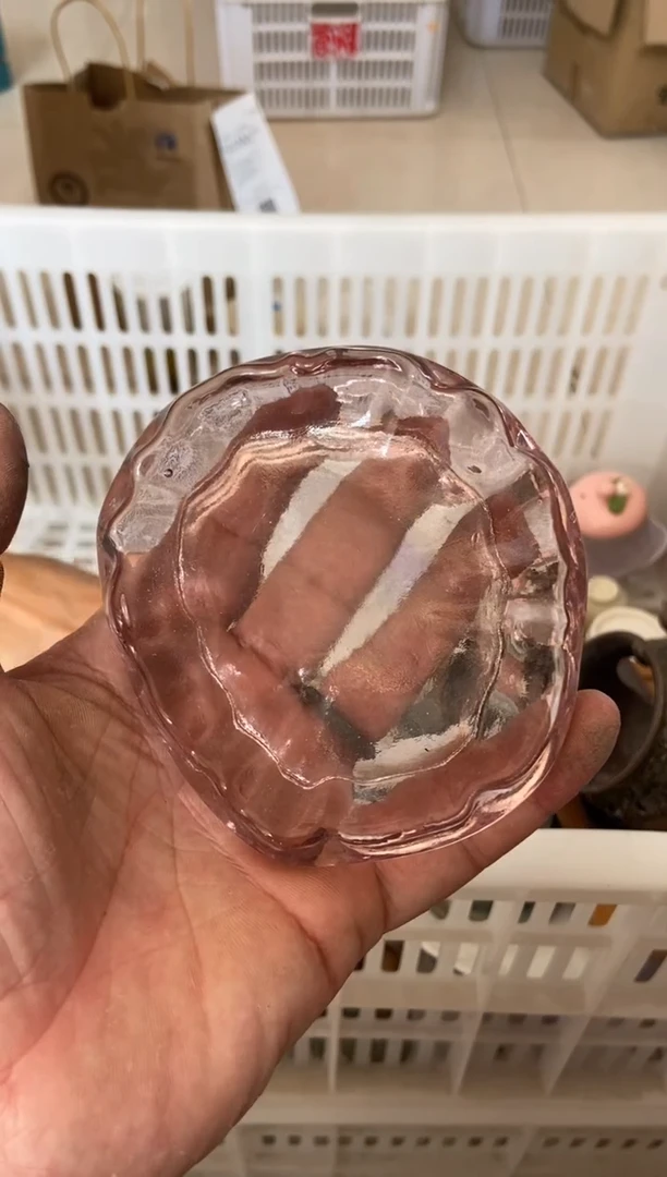 杯无运费险有瑕疵的摄影的产品有使用过的痕迹有点脏介意勿拍