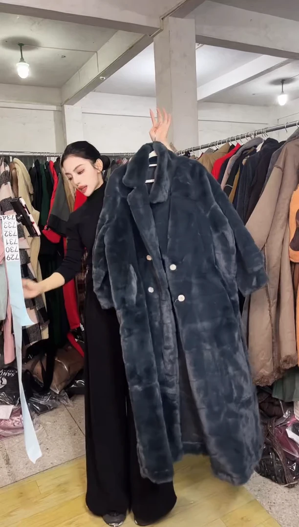 729闪购外套外披马甲打底裤子