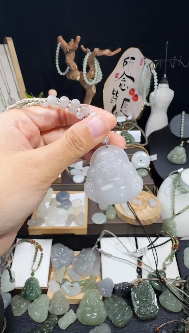 颈饰未镶嵌和田玉招**猫40烟紫佛公