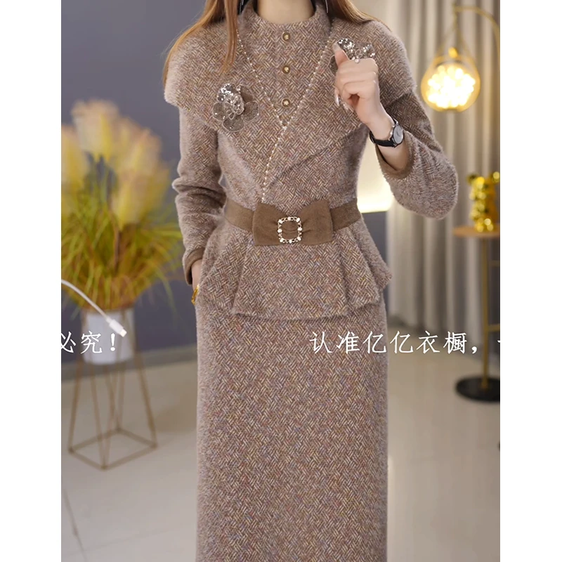 亿亿衣橱高级雪花绒连衣裙休闲风时尚套装民族风网红女装秋冬气质