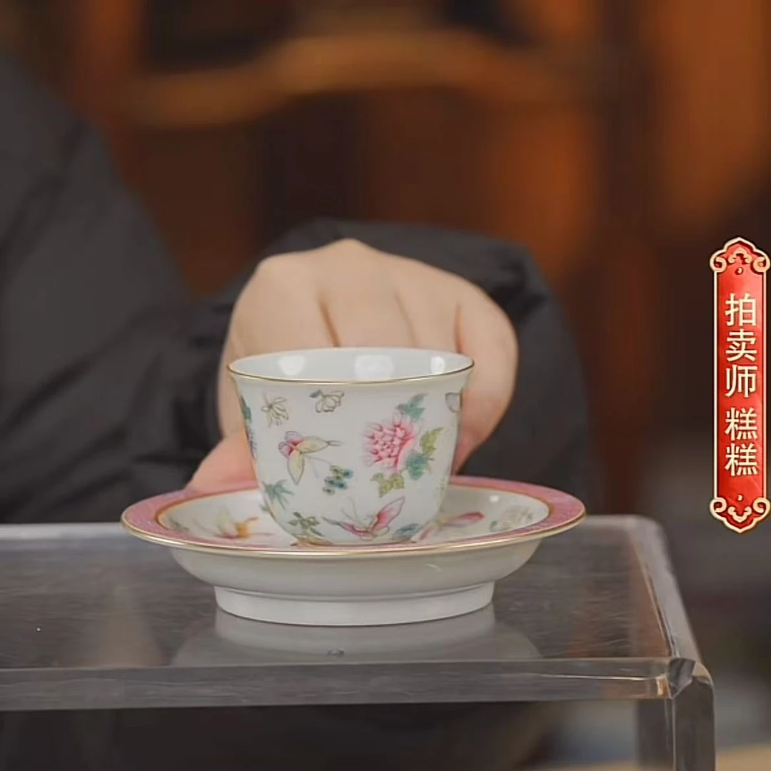 国呈拍卖古董瓷器