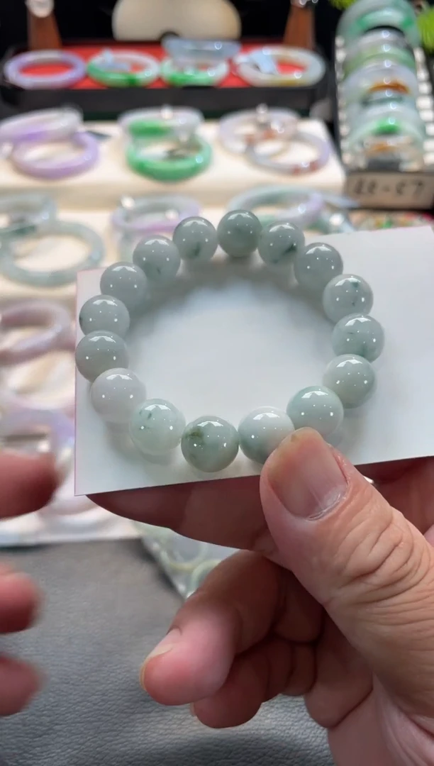 未镶嵌手链翡翠41号链接 有纹裂